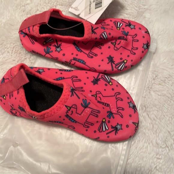 Toandon Toddler water shoes size 4/5 NWT - Picture 4 of 9
